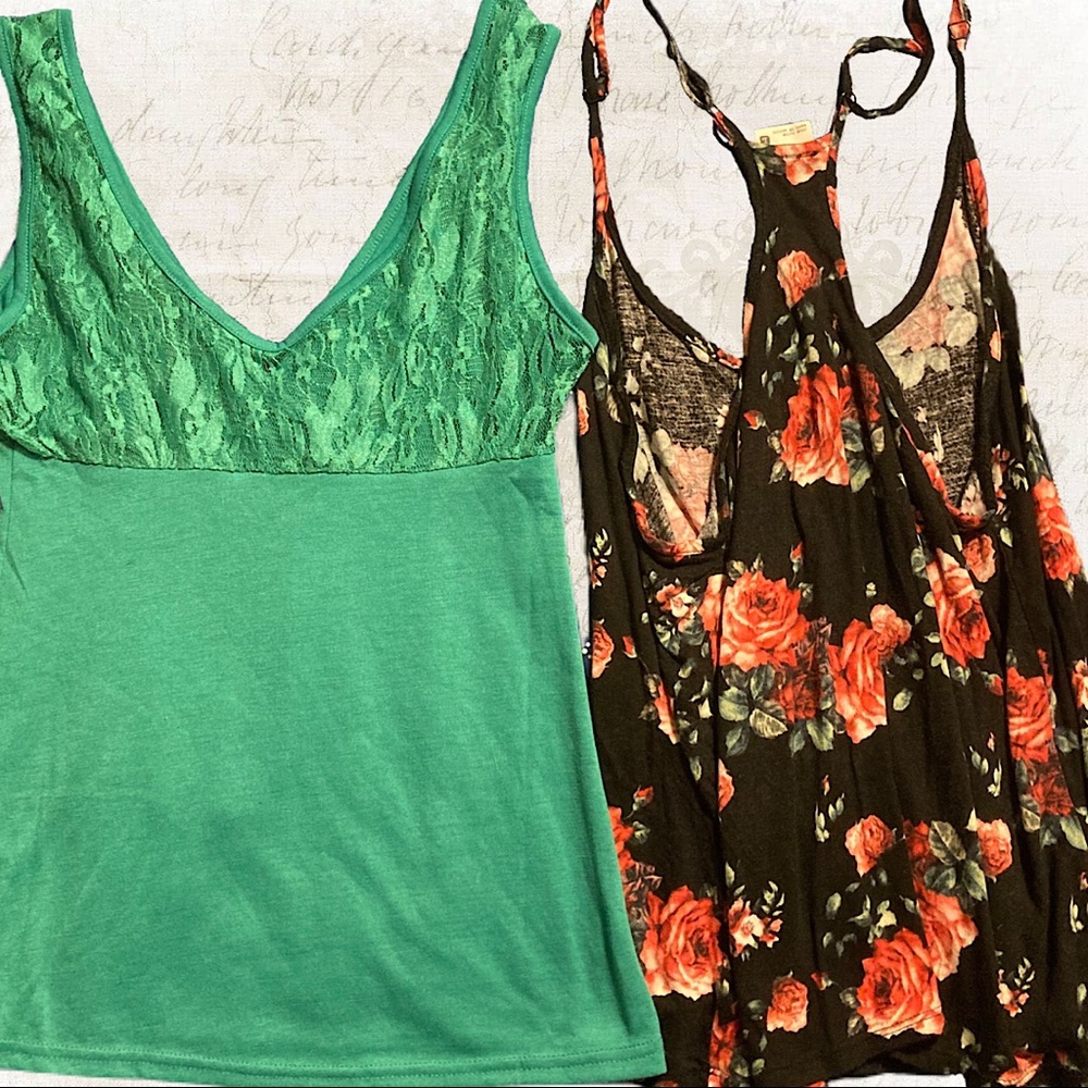 Tank tops - Picture 2 of 3